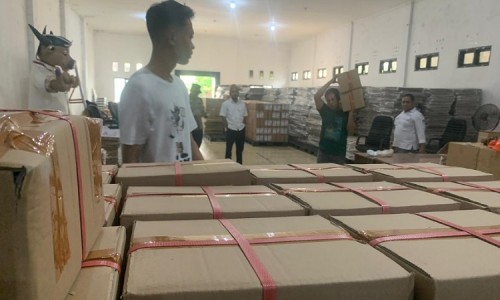 Logistik Surat Suara Pilgub Jatim Tiba di Gudang KPU Jombang