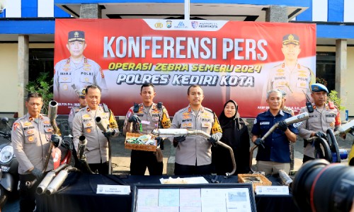 Operasi Zebra Semeru 2024, Polres Kediri Kota Musnahkan Belasan Knalpot Brong