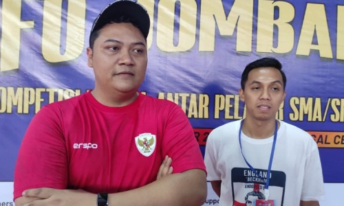 Kompetisi Futsal Info Jombang Cup 2024, 43 Tim Pelajar Beradu Skill di Lapangan