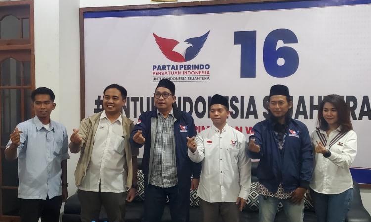 Gus Din, Mantan Ketua PSI Jatim Bergabung ke Partai Perindo