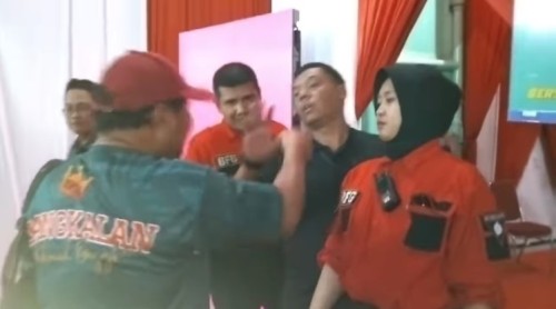 Pembukaan Seremonial Popda XIV Jatim Kisruh, Jurnalis Bangkalan Diadang Masuk Lokasi Acara