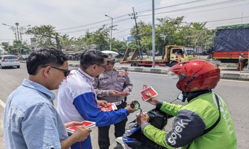 Wujudkan Budaya Cari Aman Berkendara, MPM Honda Jatim Hadirkan Rambu Imbauan di Jalan 