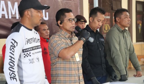 Polisi Amankan Pelaku Pencurian Motor dan Mobil di Sampang