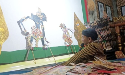 Peringati Hari Wayang Nasional dan Hari  Wayang Dunia, Sanggar Sedya Budaya di Banjarnegara Gelar Pertunjukan Wayang Kulit