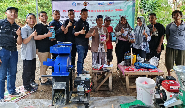 Poliwangi Berdayakan Peternak Domba dengan Teknologi Tepat Guna