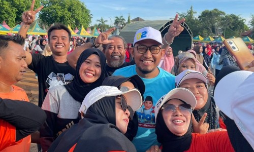 Cabup Sumenep Achmad Fauzi Wongsojudo Idola Emak-emak