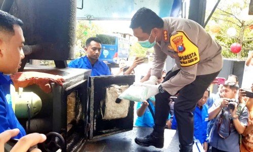 Polresta Sidoarjo Bareng Stakeholder Musnahkan Sabu Seberat 30 Kg