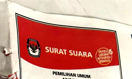 KPU Surabaya Kewalahan: Ratusan Surat Suara Pilkada Tak Layak Pakai