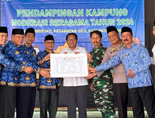 LP2M UIN KHAS Jember Luncurkan Buku dan Program Tebar Ikan Nila: Moderasi Beragama di Lereng Gunung Raung