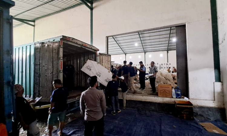 KPU Banyumas Mulai Distribusikan Logistik ke 27 Kecamatan