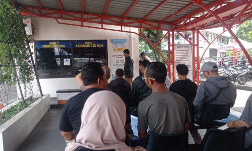 Proses Cek Fisik di Kantor Samsat Bandung Tengah, Knalpot Harus Standar