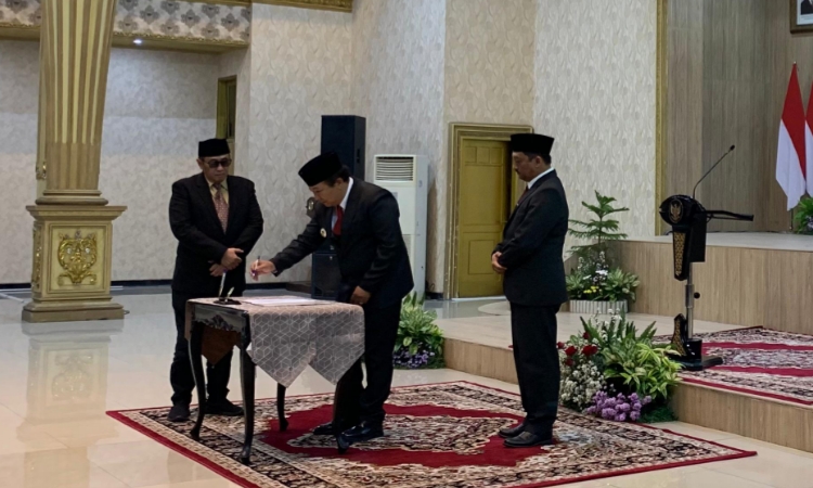 Masa Cuti Berakhir, Hendy Siswanto-Gus Firjaun Kembali Jabat Bupati dan Wakil Bupati Jember 