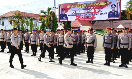 Kapolres Sinjai Pimpin Apel Pergeseran Pasukan Pengamanan TPS