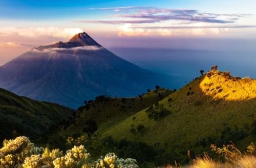 Menikmati Keindahan Alam Gunung Penanggungan di Jawa Timur