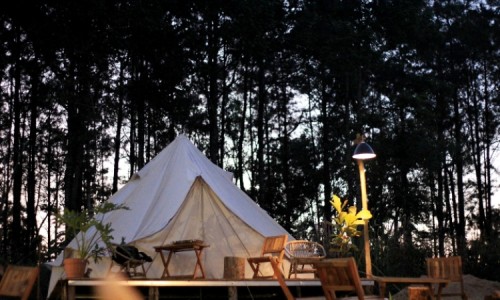 Lima Tempat Glamping di Indonesia untuk Liburan yang Berbeda dengan Suasana Alam, Nyaman dan Mewah