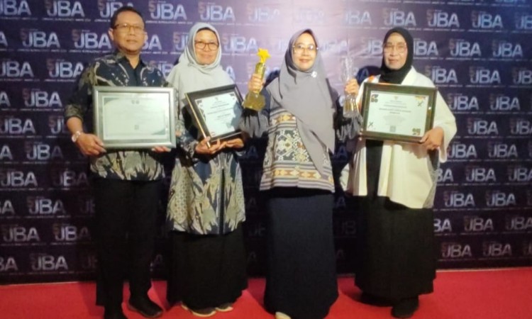 RSUD Jombang Borong Tiga Penghargaan di 5th Annual Jombang Bureaucracy Award 2024