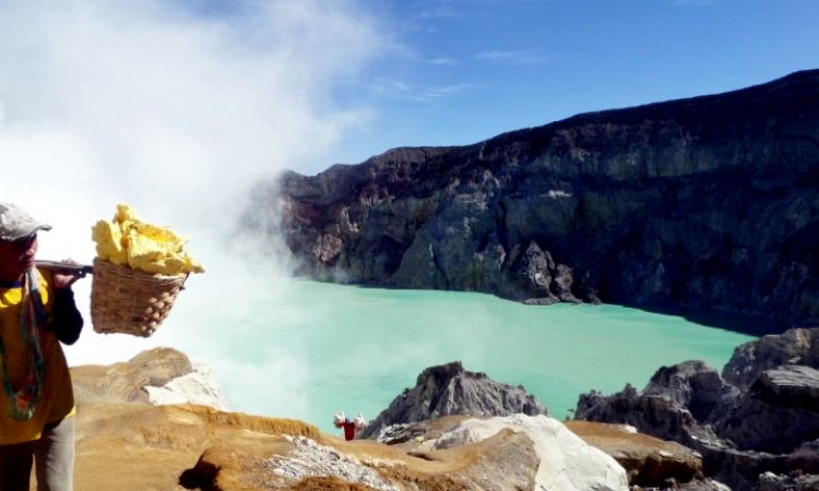 Tempat Wisata Menikmati Akhir Tahun di Banyuwangi: Destinasi Terbaik untuk Liburan Seru