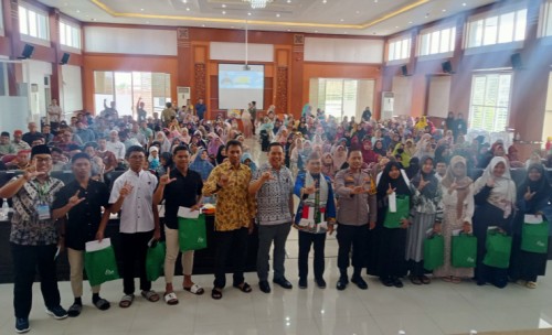 Laznas LMI Probolinggo Gelar Seminar Parenting, Dorong Terbentuknya Generasi Anak Saleh dan Sukses