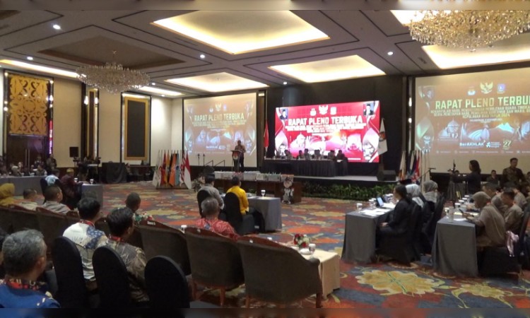 Saksi Rudi-Rafiq Tolak Hasil Pleno KPU Provinsi Kepri