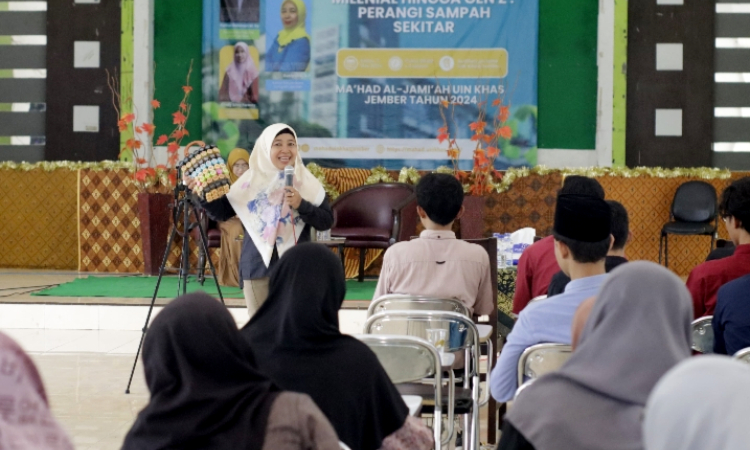 Seminar Edukasi Milenial dan Gen Z di UIN KHAS Jember: Perangi Sampah untuk Lingkungan Lebih Baik