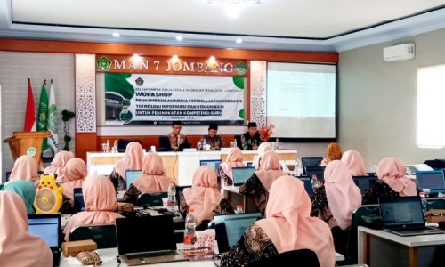 Kemenag Jombang Gelar Workshop Pembelajaran Berbasis TIK untuk KKMA 7