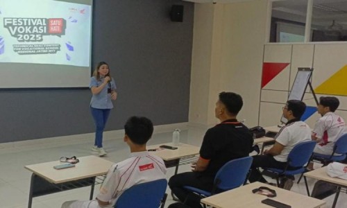 4 Siswa dan 1 Guru SMK Binaan MPM Honda Jatim Ikuti Pembekalan Festival Vokasi Satu Hati Nasional