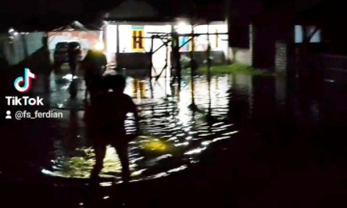 BPBD Sumenep Bakal Lakukan Asesmen Terkait Banjir Rob di Kampung Tapakerbau