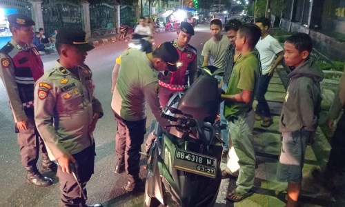 Mempersempit Ruang Gerak Kejahatan, Polres Sibolga Laksanakan Razia Gabungan