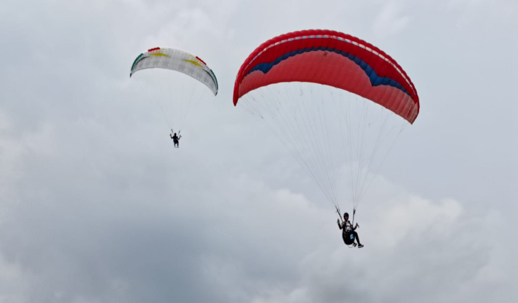 Bidik Medali Emas di Porprov Jatim 2025, Atlet Paralayang Banyuwangi Terus Digembleng