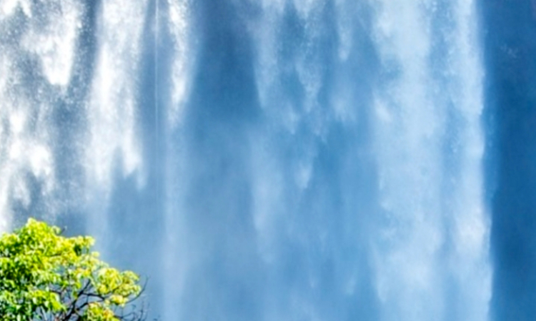 Air Terjun Kakek Bodo, Keindahan Alam yang Penuh Mitos di Prigen Pasuruan