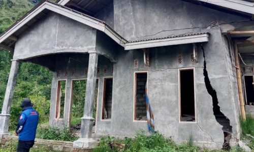 fa8450798014.jpg