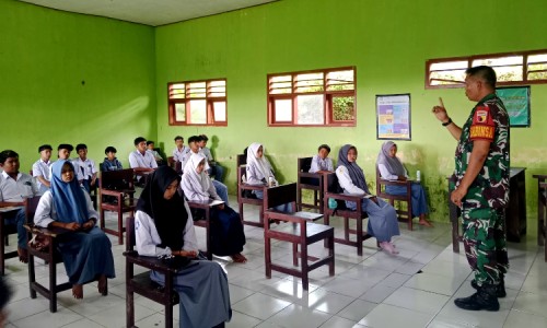 Sertu Haryanto Ajak Pelajar Hidup Disiplin dan Tidak Mudah Terprovokasi