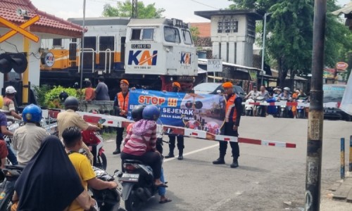 Tekan Angka Kecelakaan, KAI Daop 9 Jember Tutup Puluhan Perlintasan Liar