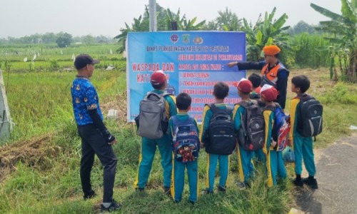 KAI Daop 9 Jember Imbau Warga Tak Beraktivitas di Jalur Rel Kereta Api