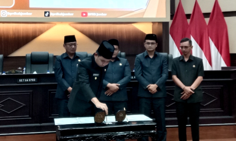 Perubahan APBD 2025 Disepakati, Bupati Jember Sebut Eksekutif dan Legislatif Kompak
