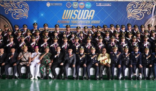 Wabup Mujiono Dorong Lulusan Akademi Penerbangan Banyuwangi Jadi Pelopor Seaplane Indonesia