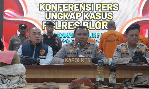 51a2242c53d3.jpg