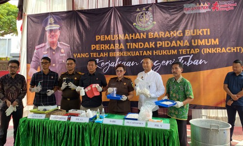 eef603c55d58.jpg
