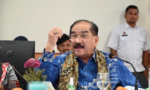 b16211b1dbb3.jpg