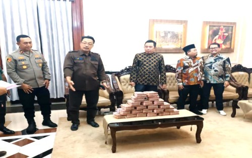 53727665bddc.jpg
