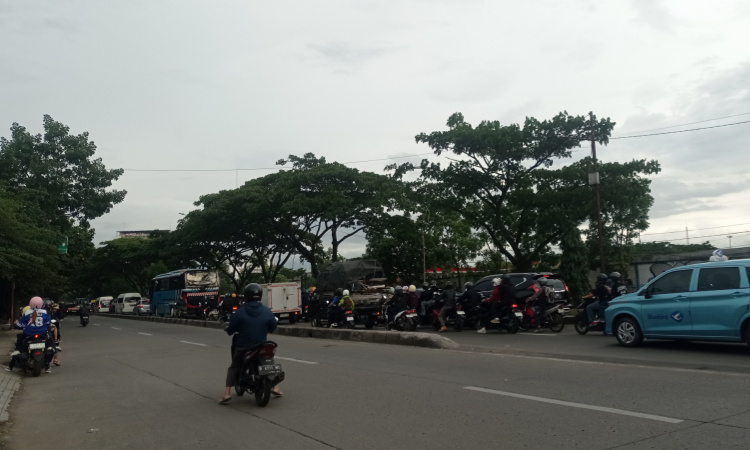 Persib Bandung vs PSM Makassar, Jalan Soekarno Hatta Mulai Padat