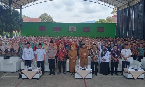5dbd676182b0.jpg