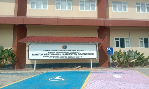 172cfdf4af49.jpg