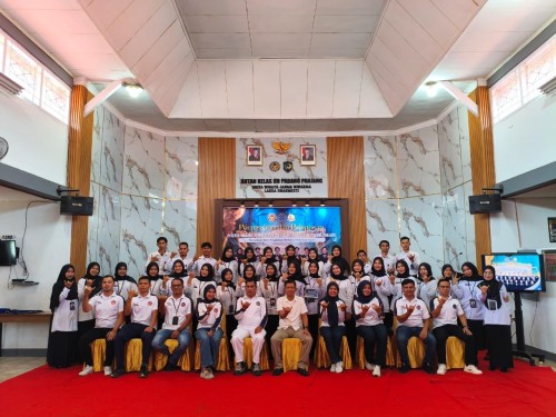 5b6010bb5923.jpg