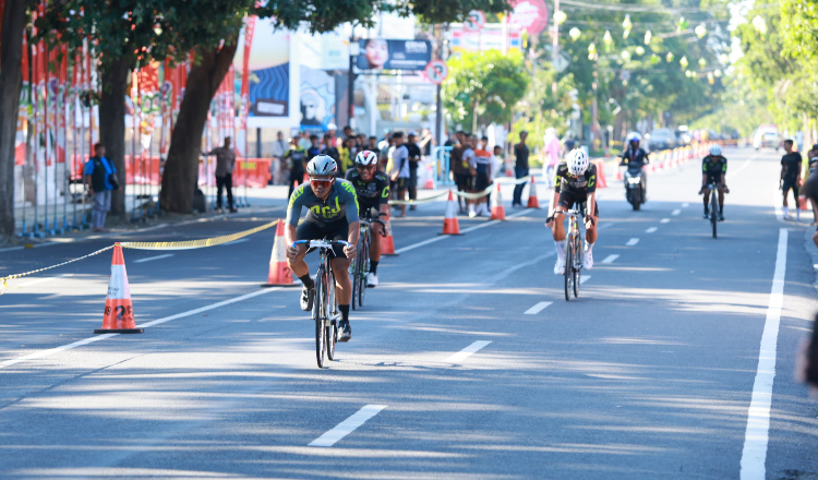 Ratusan Rider dari 33 Daerah di Indonesia Adu Cepat di Ajang Banyuwangi Criterium League