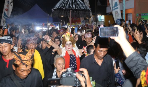Seblang Bakungan Kembali Digelar, Pesona Ritual Osing Tarik Ribuan Wisatawan