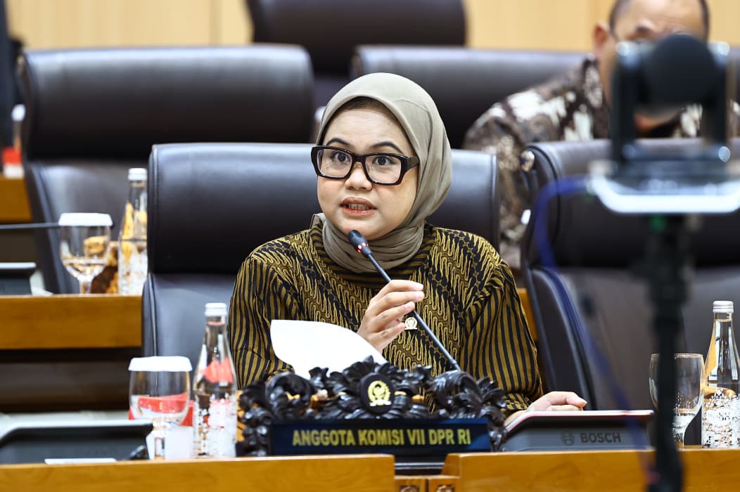 Rupiah Anjlok, DPR RI Asal Gresik Ingatkan Pariwisata Nasional Tak Boleh Kehilangan Pasar Domestik