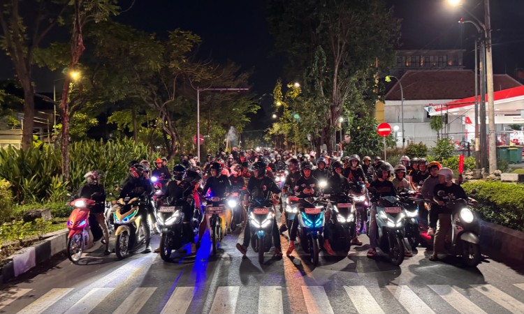 Ratusan Bikers Honda Ramaikan Vario Street Nation di Surabaya