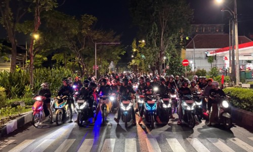 Ratusan Bikers Honda Ramaikan Vario Street Nation di Surabaya