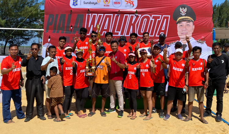 Voli Pantai Sumenep Sabet Juara dan Runner-up Piala Wali Kota Surabaya